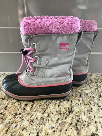 Sorel Snow Boots - Size 3 Windermere Pickup, View more