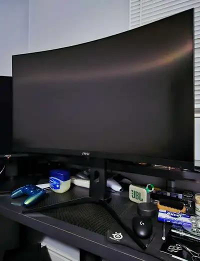MSI 321CUP 4k 160HZ VA, View more