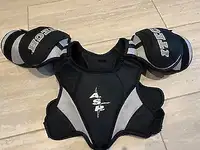 ITECH chest protector-women's small
