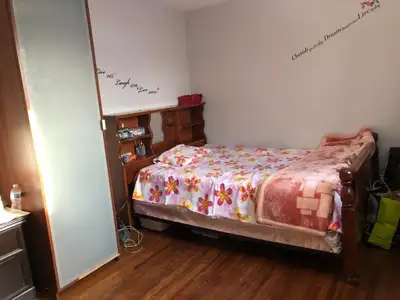 Master Bedroom For Rent Female (Big & Bright & walk-in bathroom)$750 Fully furnished Upper floor Fac...