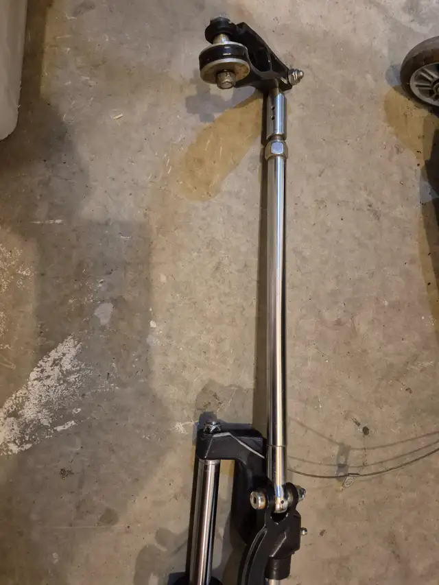 Seastar hydraulic steering ram in Other in City of Halifax - Image 3