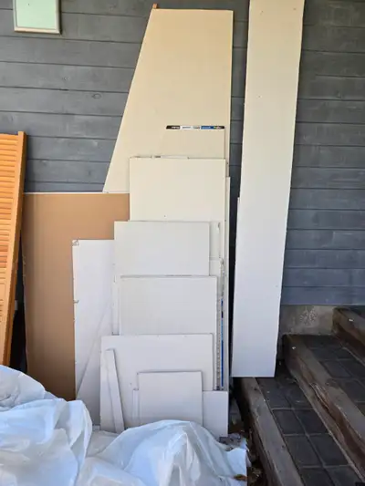 FREE Drywall Pieces – Various Sizes Sizes: Some medium pieces, some smaller cutoffs Condition: clean...