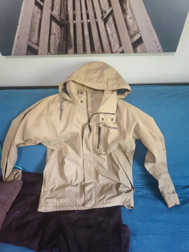 Men's Columbia Good Ways II Rain Jacket in Men's in Kitchener / Waterloo - Image 3