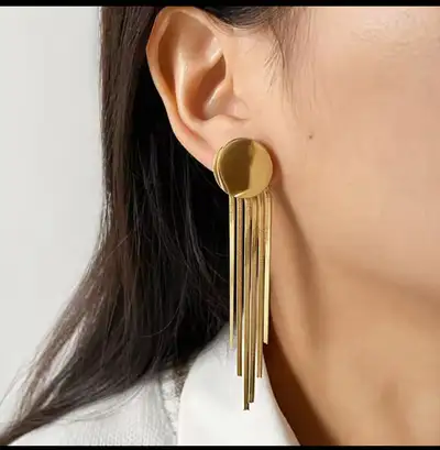 18k gold plated stainless steel earrings it’s new, View more