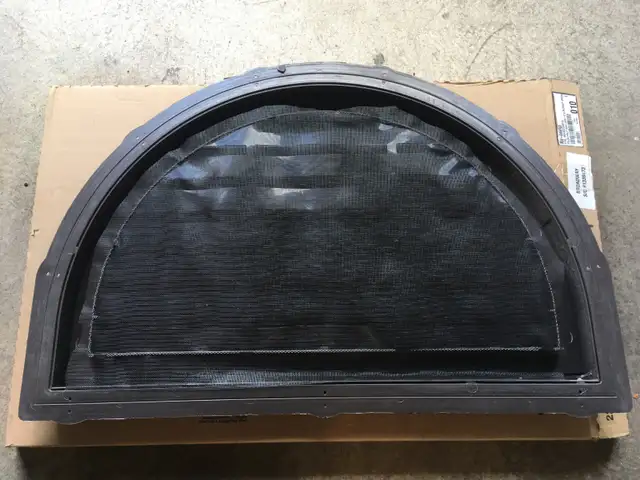 Grille de ventilation demi-ronde de marque GableMASTER in Roofing in City of Montréal - Image 4