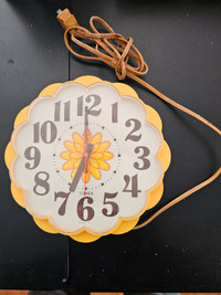 1950's Timex daisy wall clock