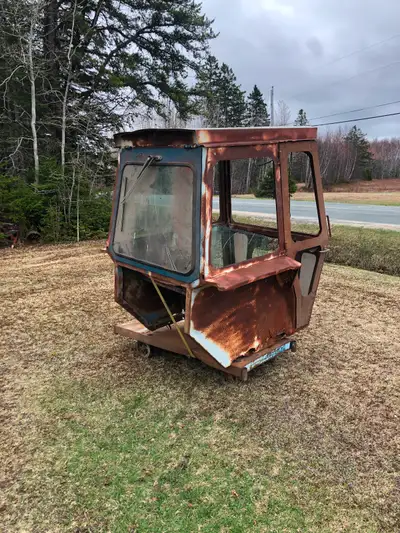 I have a tractor cab to fit a Massey or IH or can be made to fit. I purchased this cab to rebuild fo...