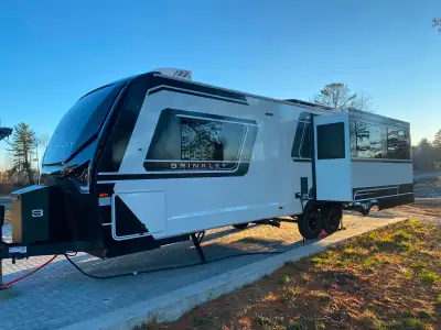 Brinkley model Z285 travel trailer with two push outs , loaded with all the best option you can buy....