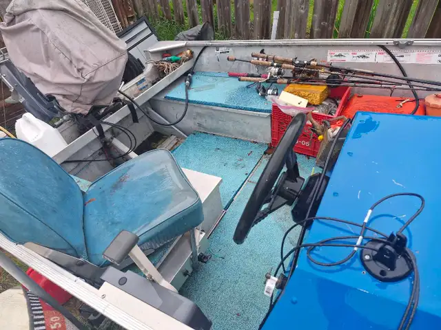 chaloupe princecraft springbook resorter 14 pi avec yamaha 30 hp in Powerboats & Motorboats in Québec City - Image 11
