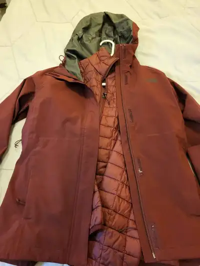 Women's North Face Raincoat for Sale, View more