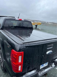 Roll up tonneau cover came off a 2021 ford ranger 