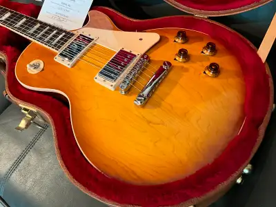 2016 Gibson Les Paul Standard, View more