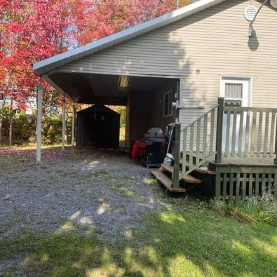 Beau, grand terrain avec chalet à vendre à Lambton, accès au lac dans Maisons à vendre  à St-Georges-de-Beauce - Image 3