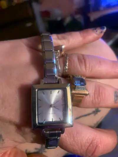 Uberry vintage watch, View more