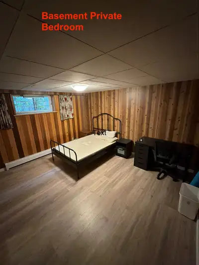 2-minute walk to Oakridge SkyTrain Station $800/month – Private basement bedroom available, with bat...