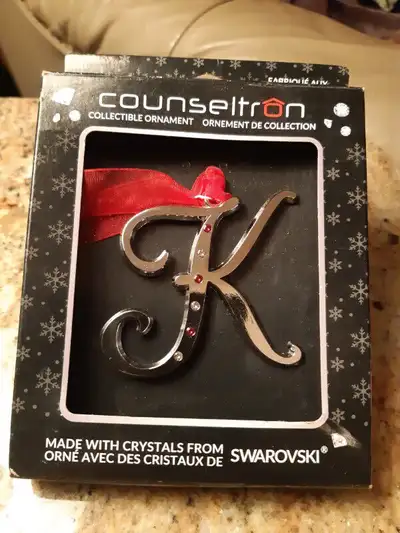 *~ CLICK SHOW MORE TO READ THE WHOLE AD ~* *~ $10.00 ~ WAS SELLING FOR $45.00 ~* *~ BRAND NEW ~ Swar...