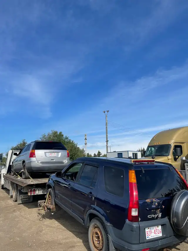Turn your unwanted damaged or junk car to cash in Cars & Trucks in St. Albert - Image 2