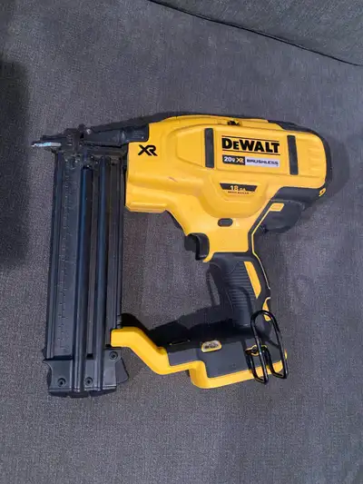 Only used a couple of times. Works well like new! Willing to deliver to areas within a 30 min radius...