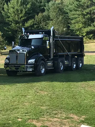 AZ/DZ dump truck driver needed for manual transmission. Must have minimum three years experience. Mu...