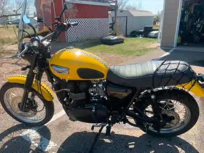 2007 Triumph Scrambler 5 speed 865cc 9788km New battery, $8000 Call or text