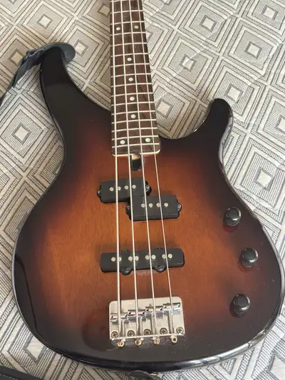  Basse électrique Yamaha TRBX 174, View more