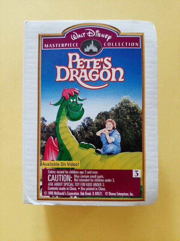 Walt Disney's Pete's Dragon Figurine (1996 Happy Meal Toy) in Arts & Collectibles in Markham / York Region - Image 2