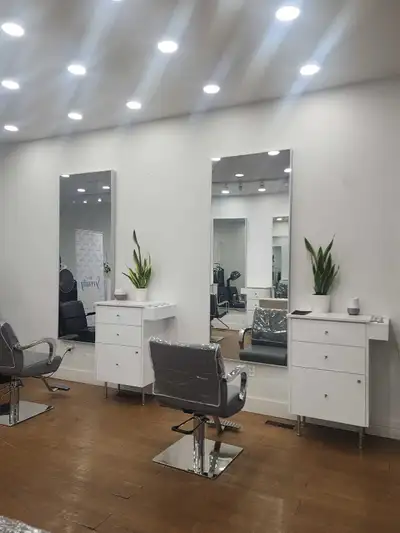 Rent a professional salon chair for stylists and a dedicated quiet room for brow services in this hi...