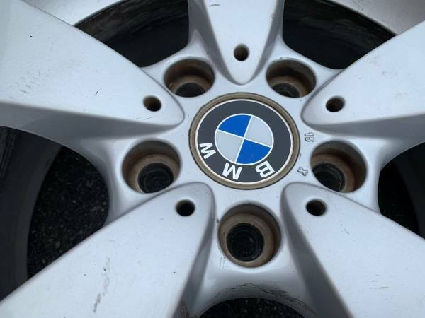 SET of Genuine OEM BMW 17" E60 Xdrive style 138 rims in good con in Tires & Rims in Delta/Surrey/Langley - Image 3