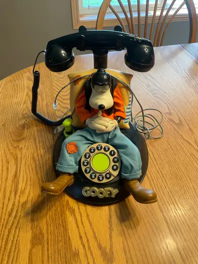 Telemania Walt Disney Goofy’s Animated Landline phone , View more