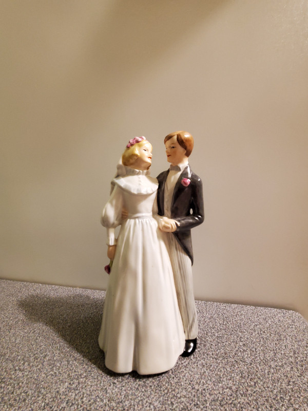 Vintage Goebel Art Deco Bride and Groom Porcelain W. Germany in Arts & Collectibles in City of Toronto