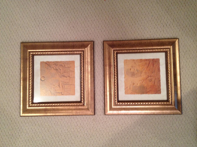 Set of 2 Pictures in High End Picture Frames in Hobbies & Crafts in Saskatoon