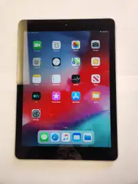 Great condition unlocked iPad Air 16GB st James stores pickup