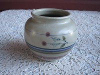 Beautiful Maritimes Pottery Vase