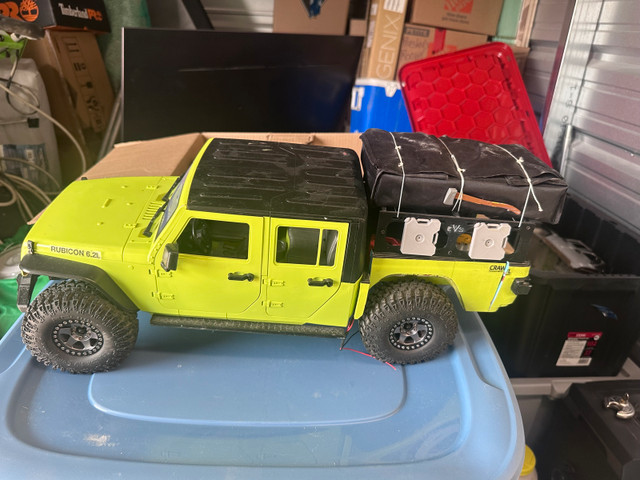 rc axial in Hobbies & Crafts in Winnipeg