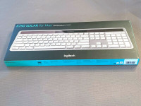 NEW  Logitech K750 Wireless MAC Keyboard