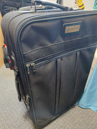 SUIT CASE