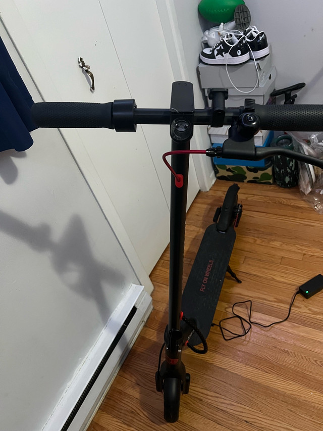 Gyrocopters Flash 3.0 Portable Electric Scooter in Scooters & Pocket Bikes in City of Toronto