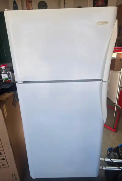 White Frigidaire Gallery Fridge *** free curbside delivery ***, View more