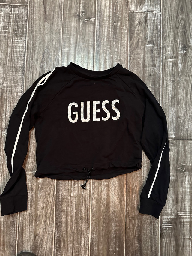 Guess Women’s Medium Sweater in Other in Mississauga / Peel Region