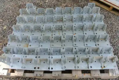 B line Electrogalvanized 1/4 Inch Steel Square U Post Base i have 35 b-280 single and 52 b-281 doubl...