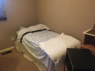 Large room 725 all in