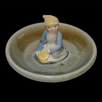 Vintage Irish Wade Gnome Leprechaun Elf Gold Jewelry Ring Tray