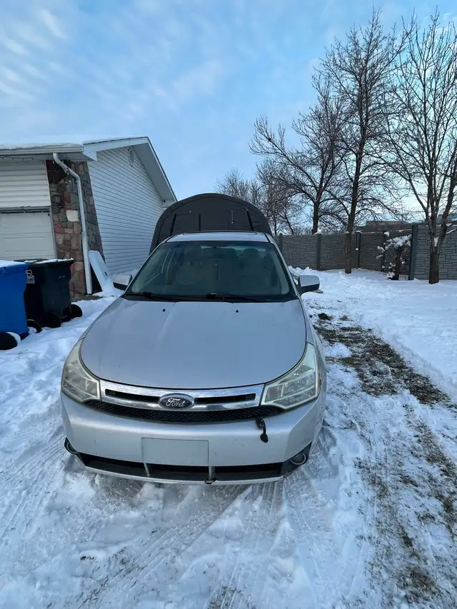 2009 Ford Focus in Cars & Trucks in Regina - Image 2