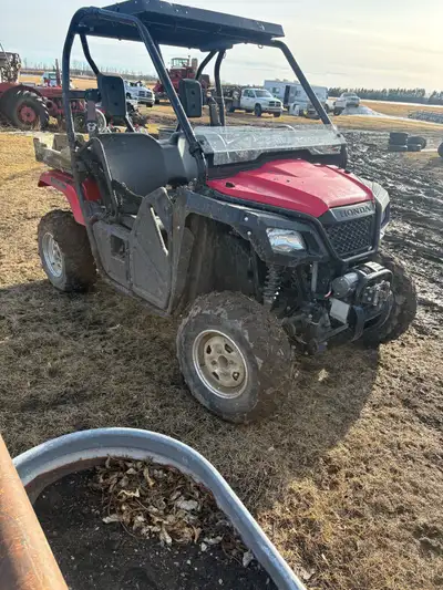 First off please excuse the mud it’s spring time at the acreage so it’s plenty muddy out. Brand new...