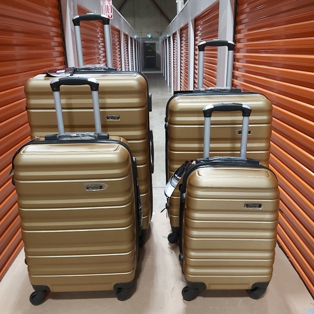 Beautiful Four 4 Piece Luggage Suitcase Travel Baggages Set Other