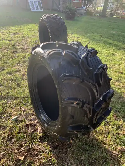 Brand new tire, never used or mounted. Maxxis Zilla AT27X12-14 ATV/UTV Tire. Only one available.