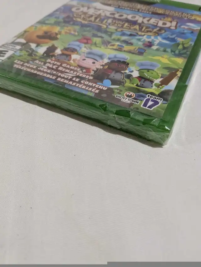 Overcooked All You Can Eat Xbox Series X Video Game in XBOX One in Charlottetown - Image 5