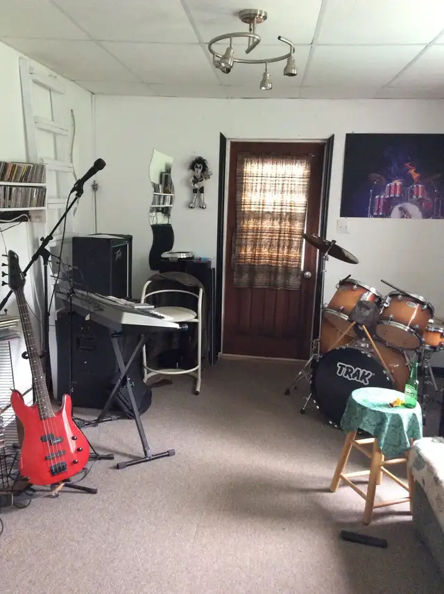 Seeking musicians in Pohenegamook and surrounding areas