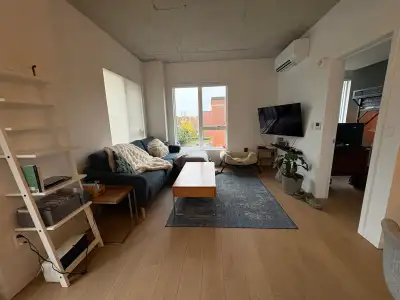 ✨ CESSION DE BAIL – DISPONIBLE RAPIDEMENT ✨ Date d'entrée : Aussitôt que possible (date à déterminer...