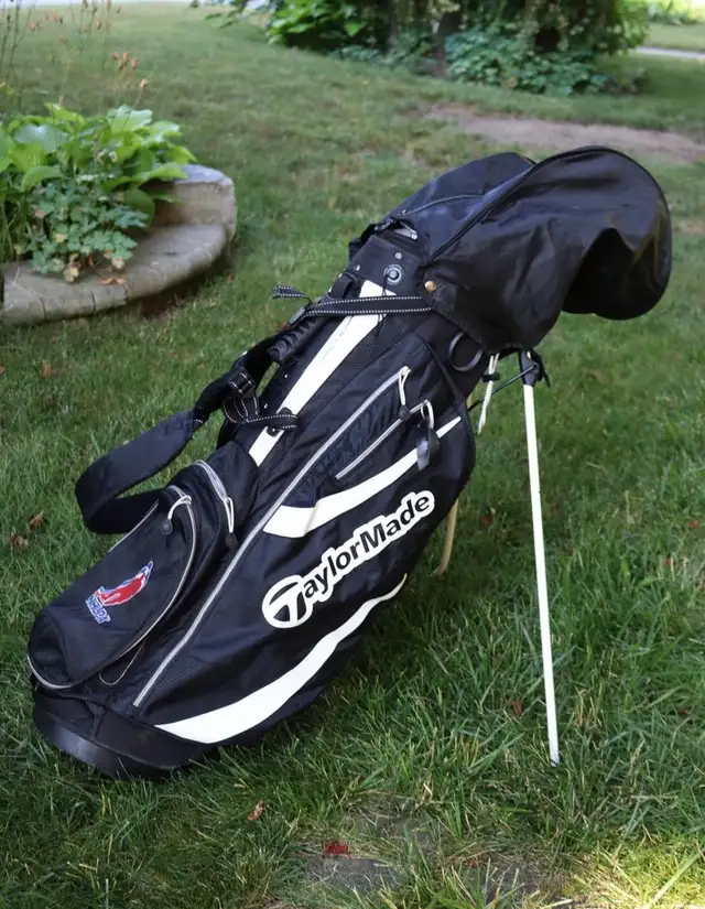 Women’s RH Golf Club clubs Set + Taylormade Bag – RAM Irons & in Golf in City of Toronto - Image 6